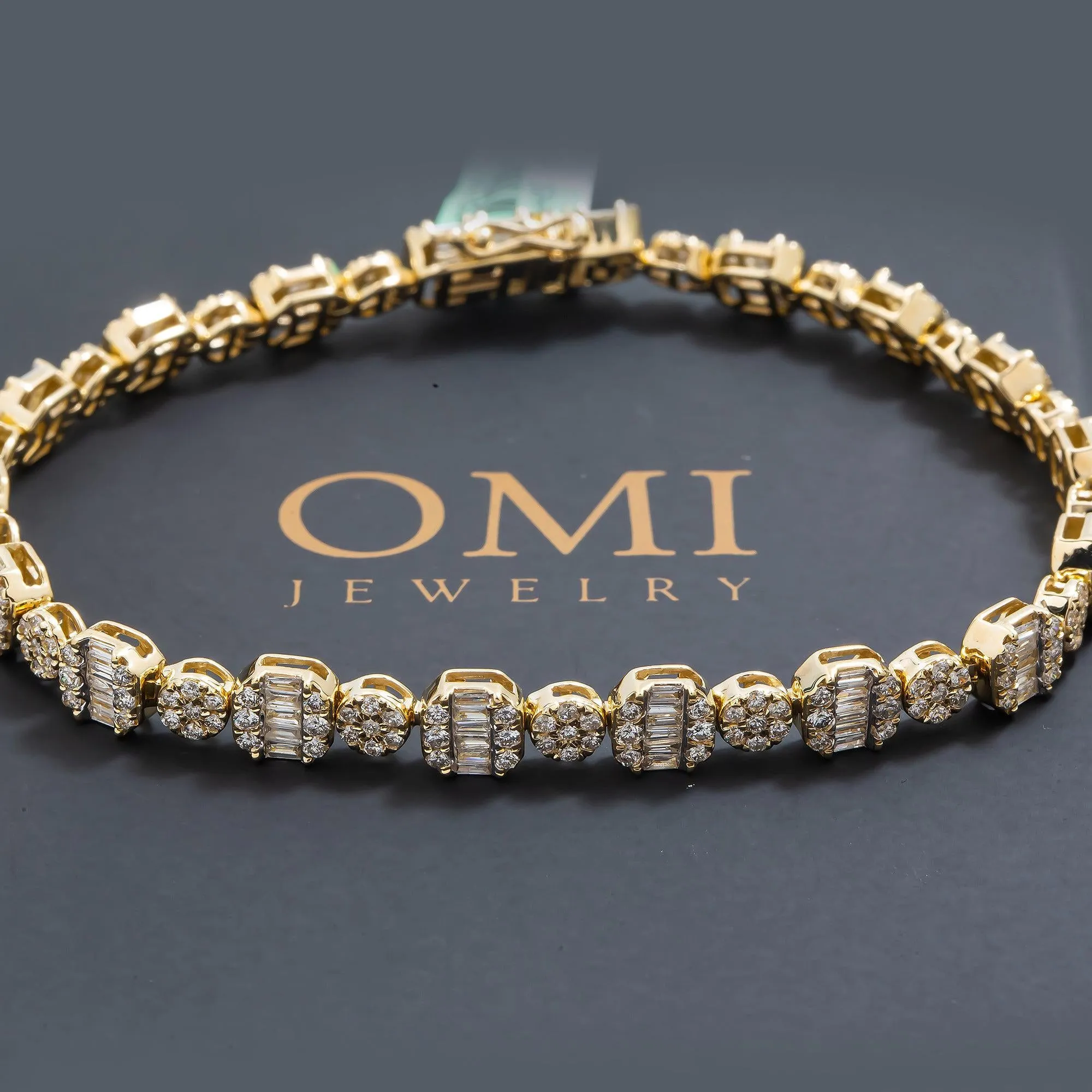 10K GOLD BAGUETTE AND ROUND DIAMONDS BRACELET 4.65 CT