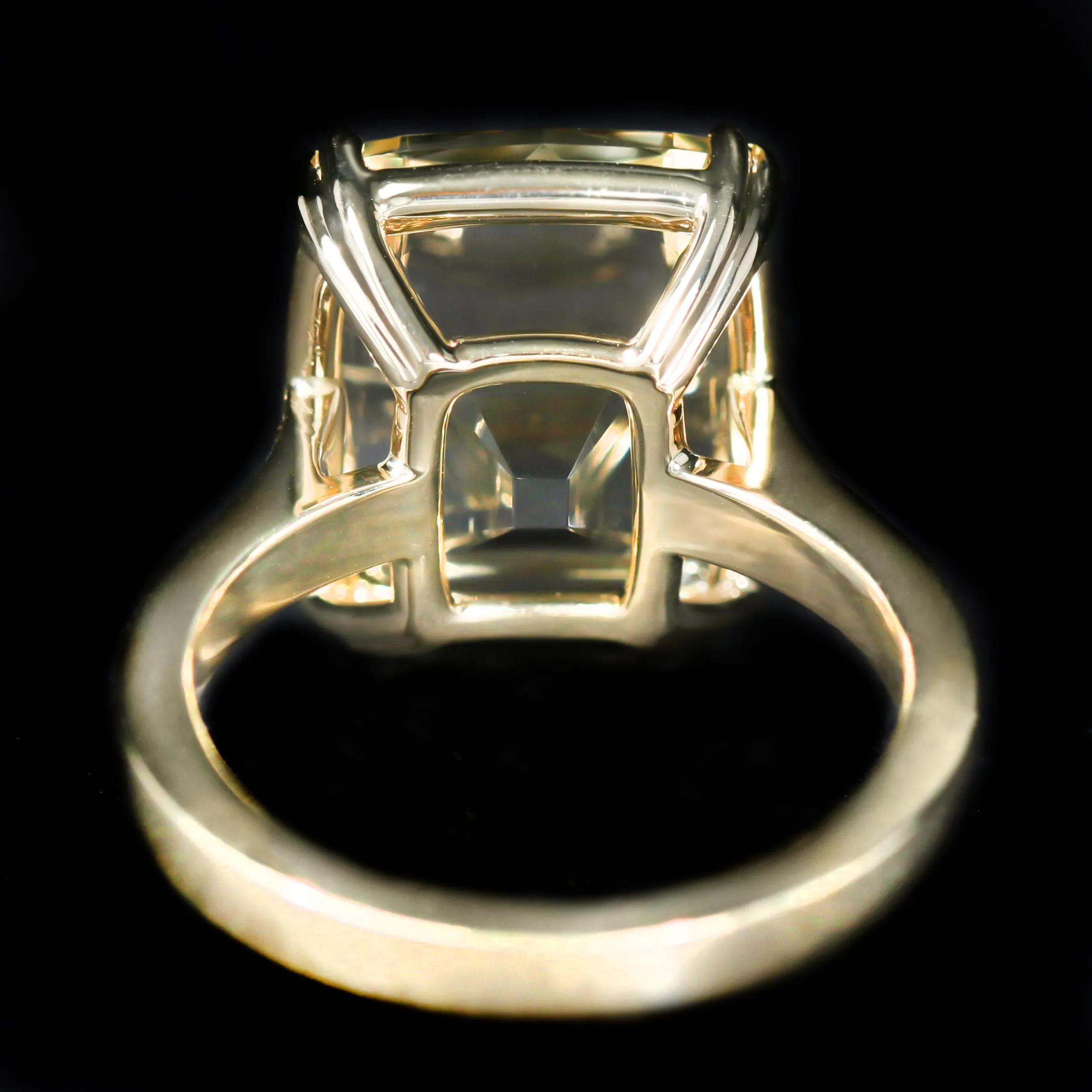 14K Yellow Gold 8.09 Carat Citrine and Diamond Ring