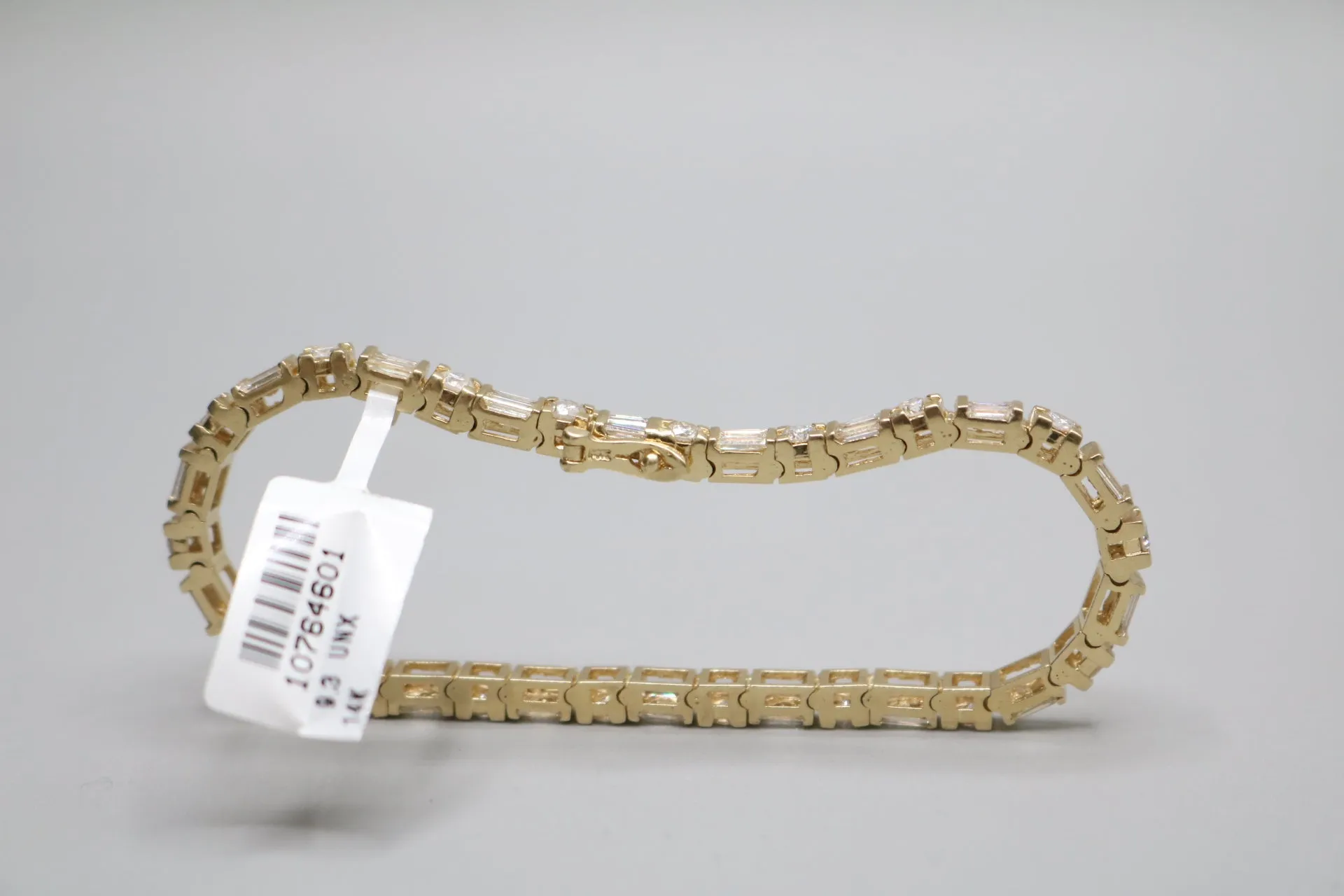 14K Yellow Gold Diamond Tennis Bracelet (3.78 CTW) (Local Pick-Up)