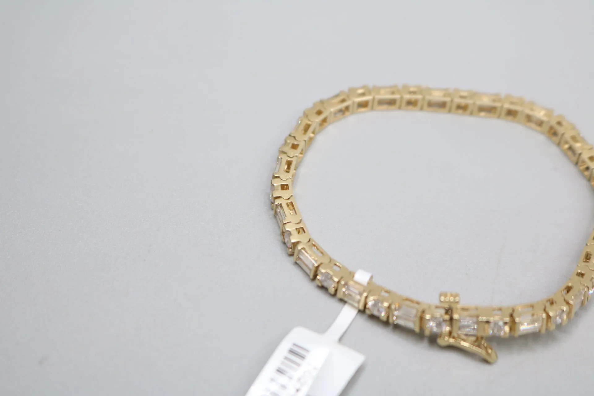 14K Yellow Gold Diamond Tennis Bracelet (3.78 CTW) (Local Pick-Up)