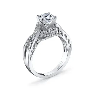 18K White Gold Diamond Engagement Ring