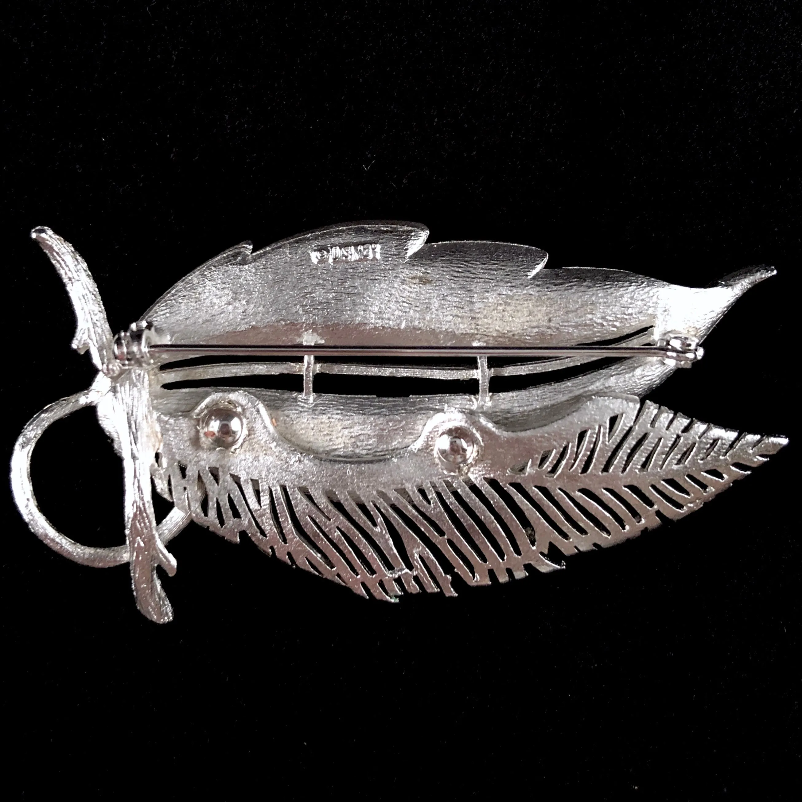 1960s Lisner Silver-Tone Leaf Brooch