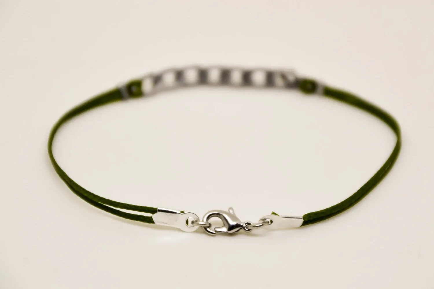 Chain bracelet for men, green string, flat link chain, handmade minimalist jewelry