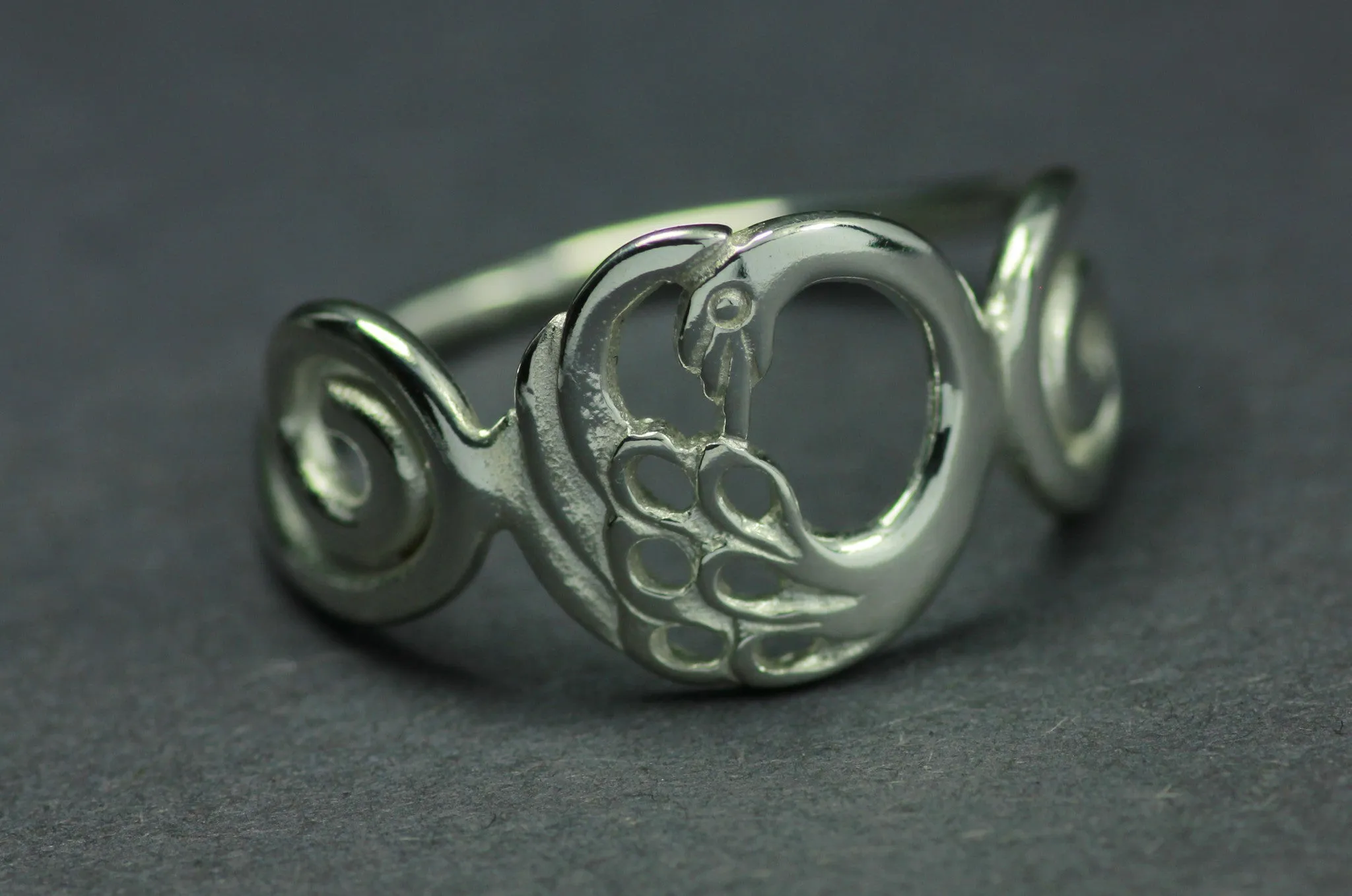 Children of Lir Disc Swan Ring