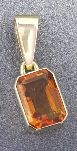 Citrine 9ct Yellow Gold Pendant