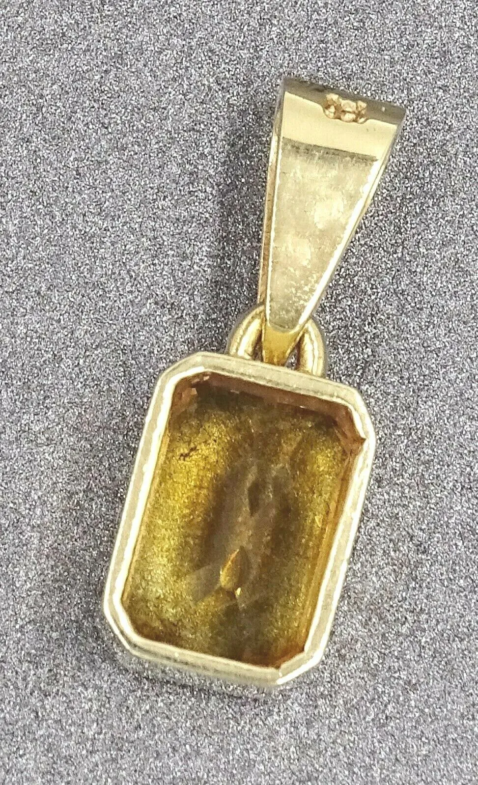 Citrine 9ct Yellow Gold Pendant