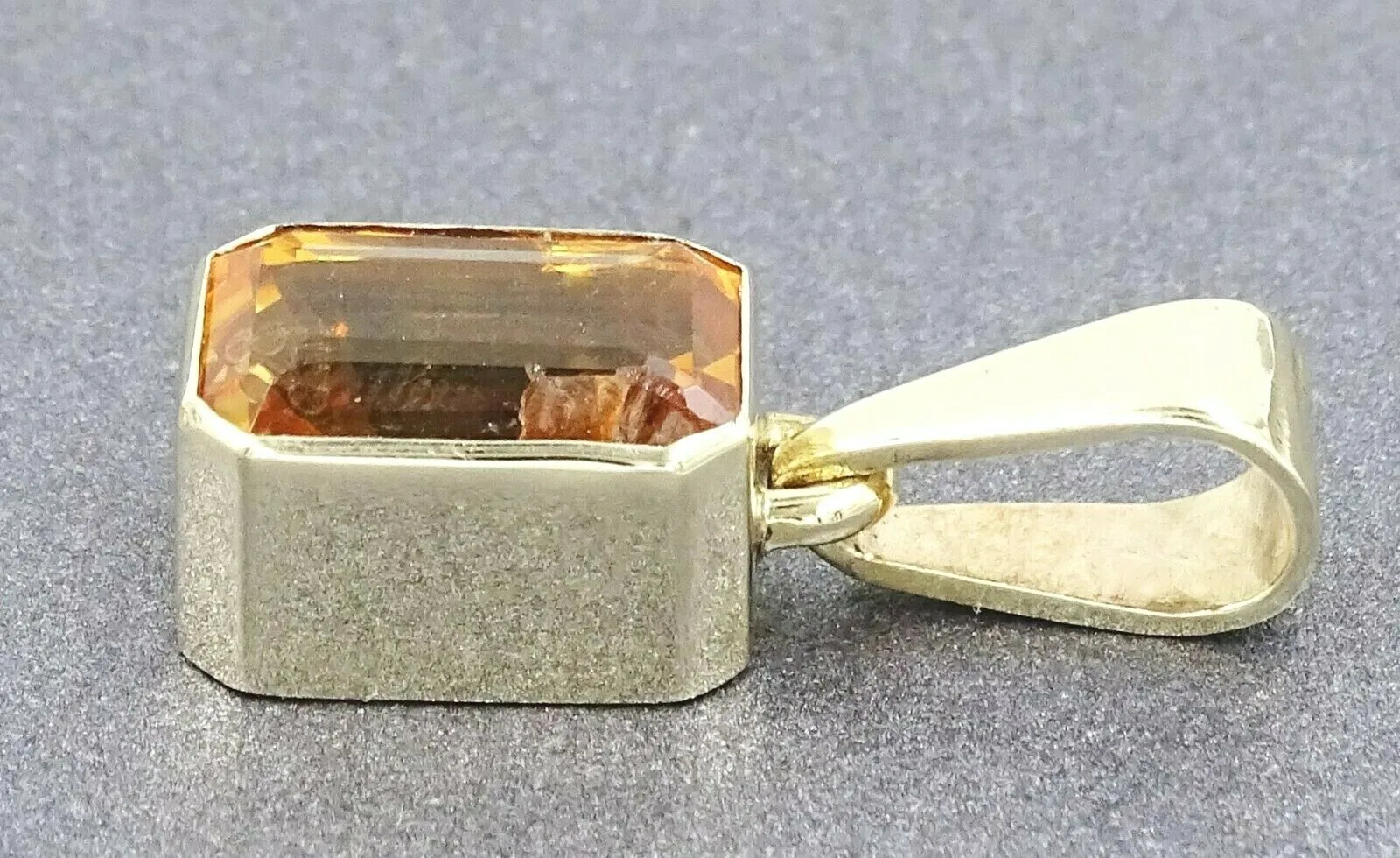 Citrine 9ct Yellow Gold Pendant