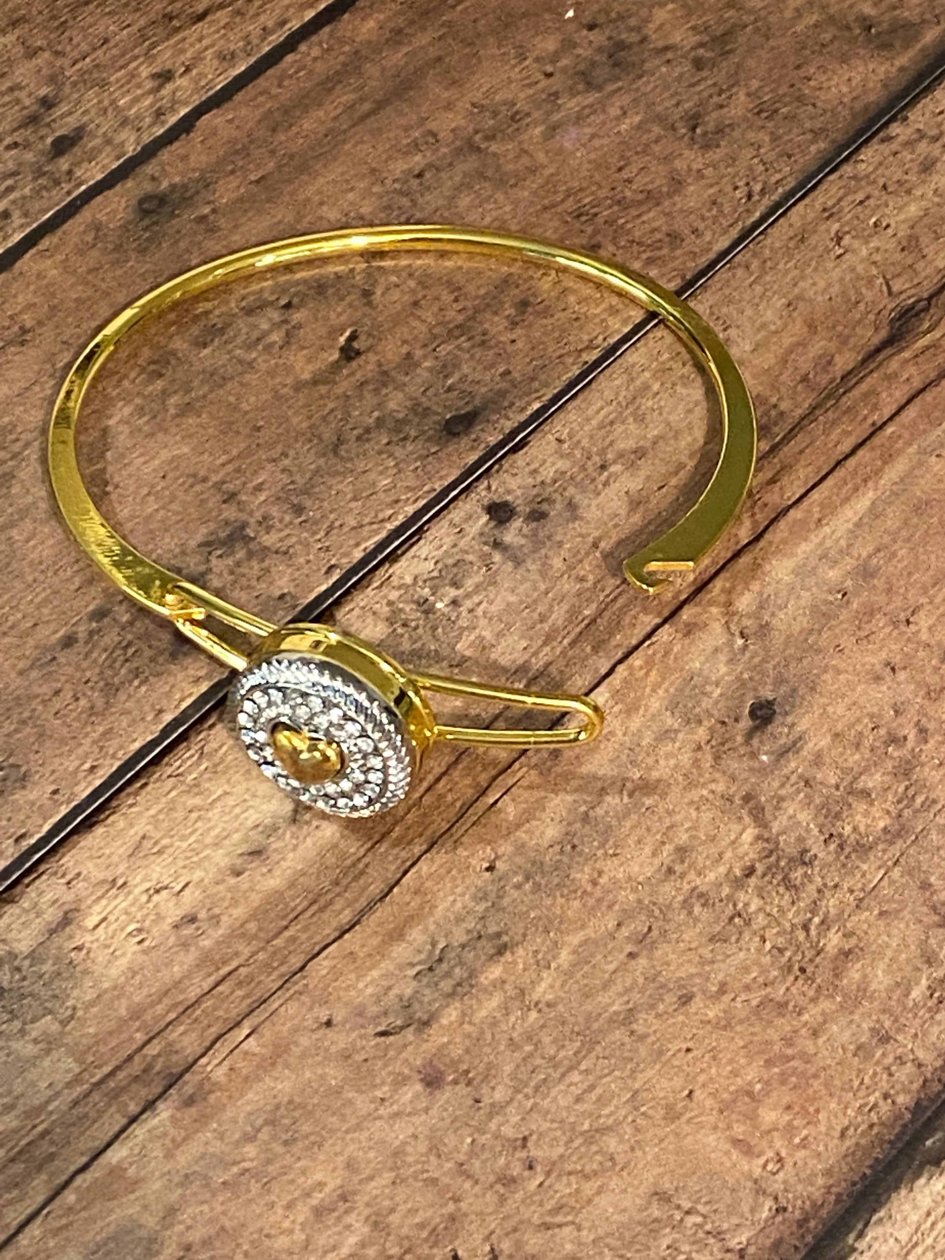 GOLD Snap Bracelet (SBR26)