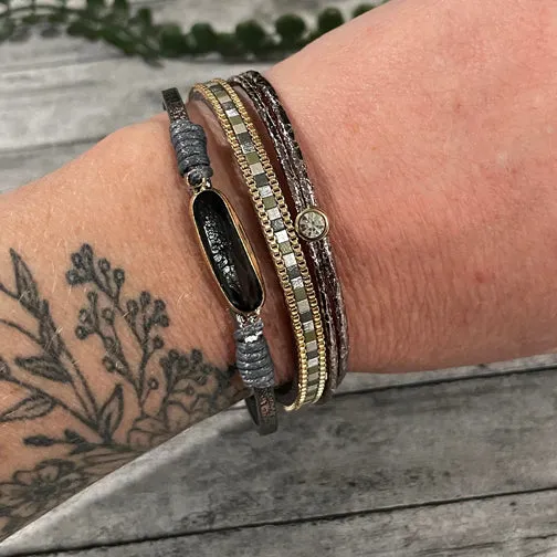 Gray Ovalstone Gold Leather Wrap Bracelet