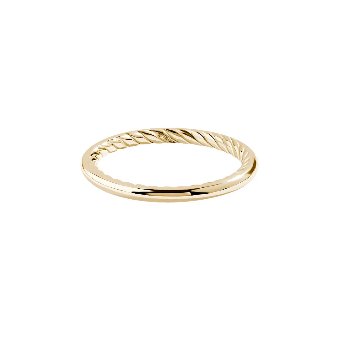 Inner Twist Ring in Gold