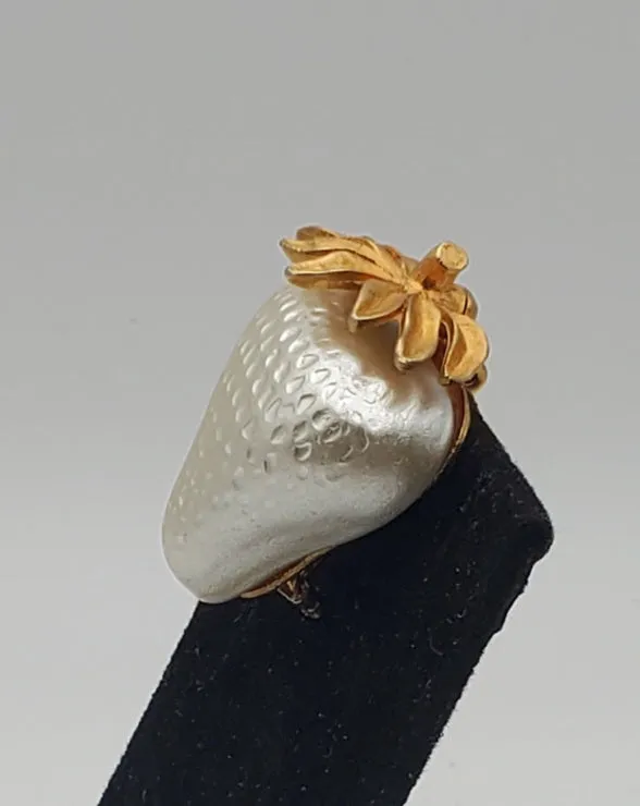 Jonette Jewelry - Pearl White and Gold Strawberry Brooch