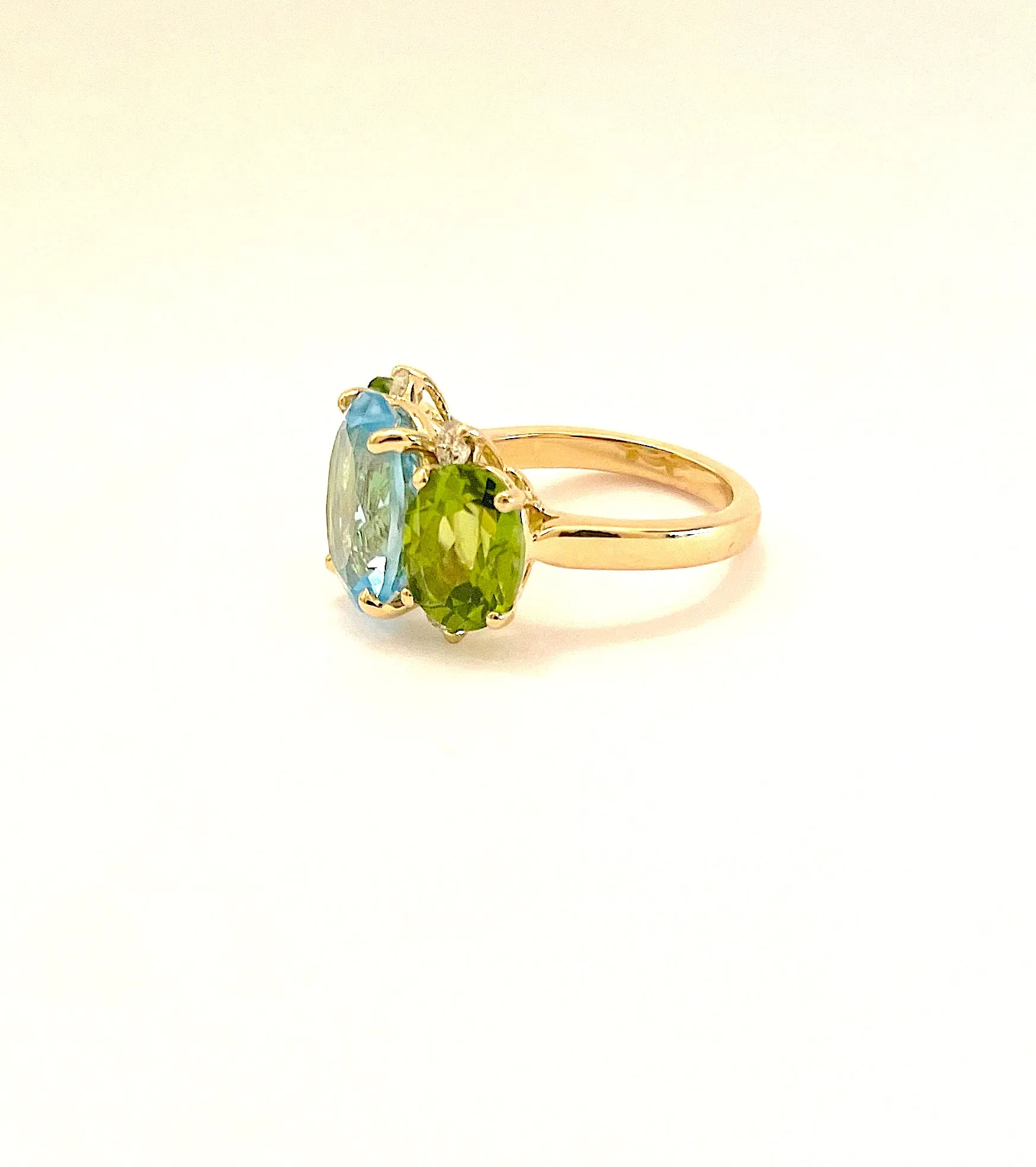 Large 18kt Yellow Gold GUM DROP™ Ring with Blue Topaz and Peridot