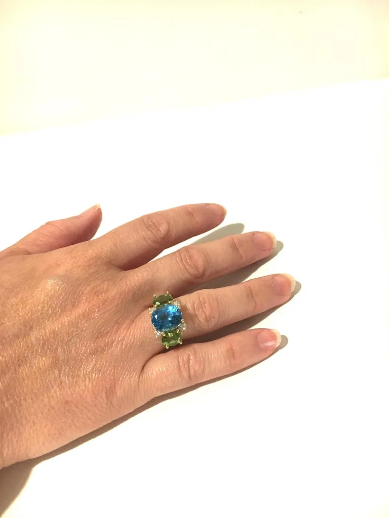 Large 18kt Yellow Gold GUM DROP™ Ring with Blue Topaz and Peridot