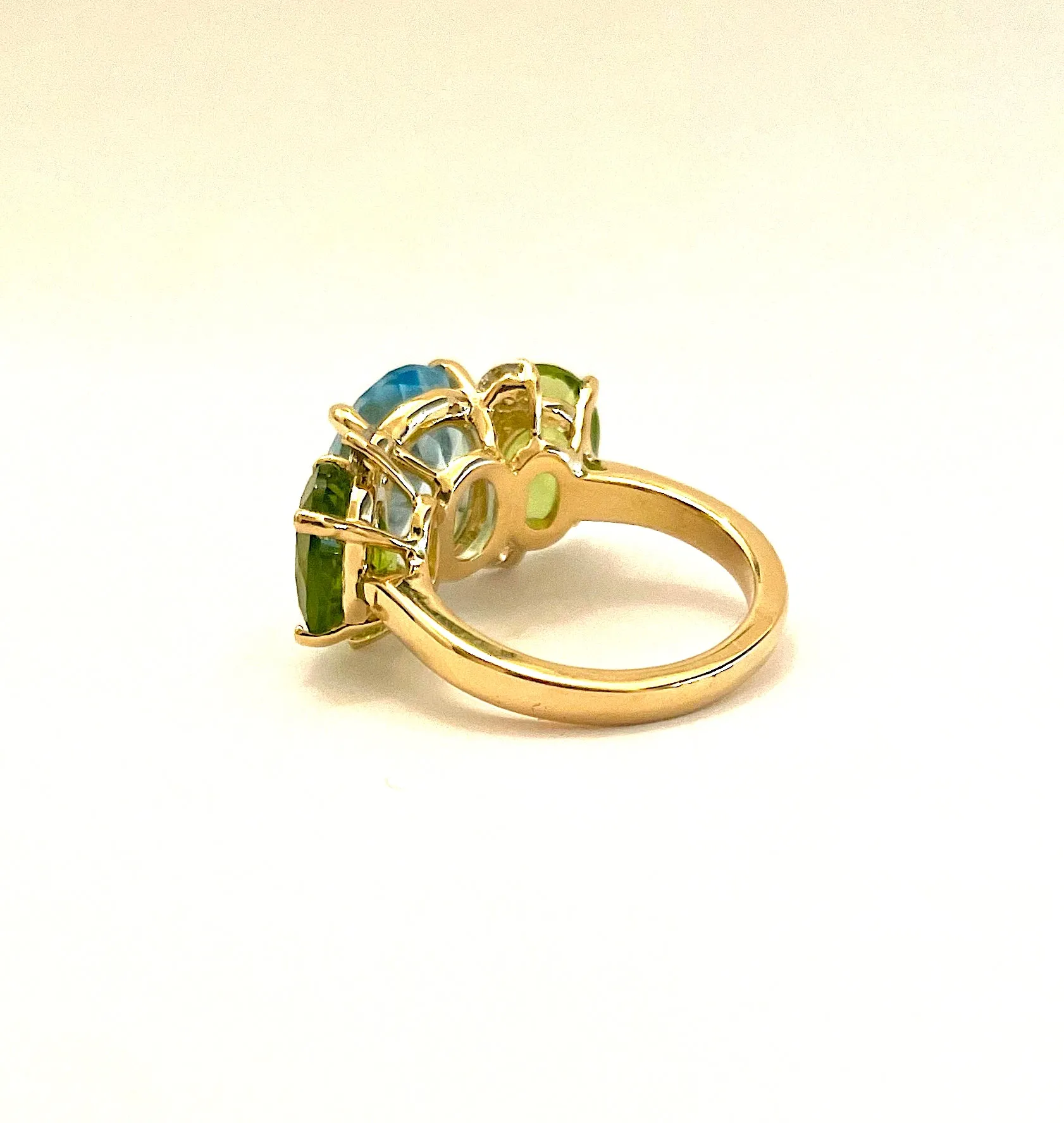 Large 18kt Yellow Gold GUM DROP™ Ring with Blue Topaz and Peridot