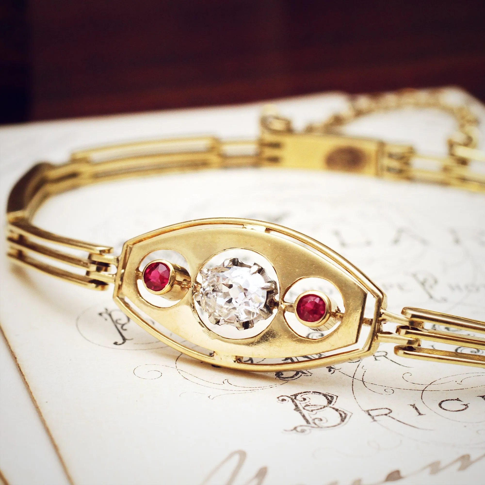 Lovely Quality Vintage Diamond & Ruby 18ct Gold Bracelet