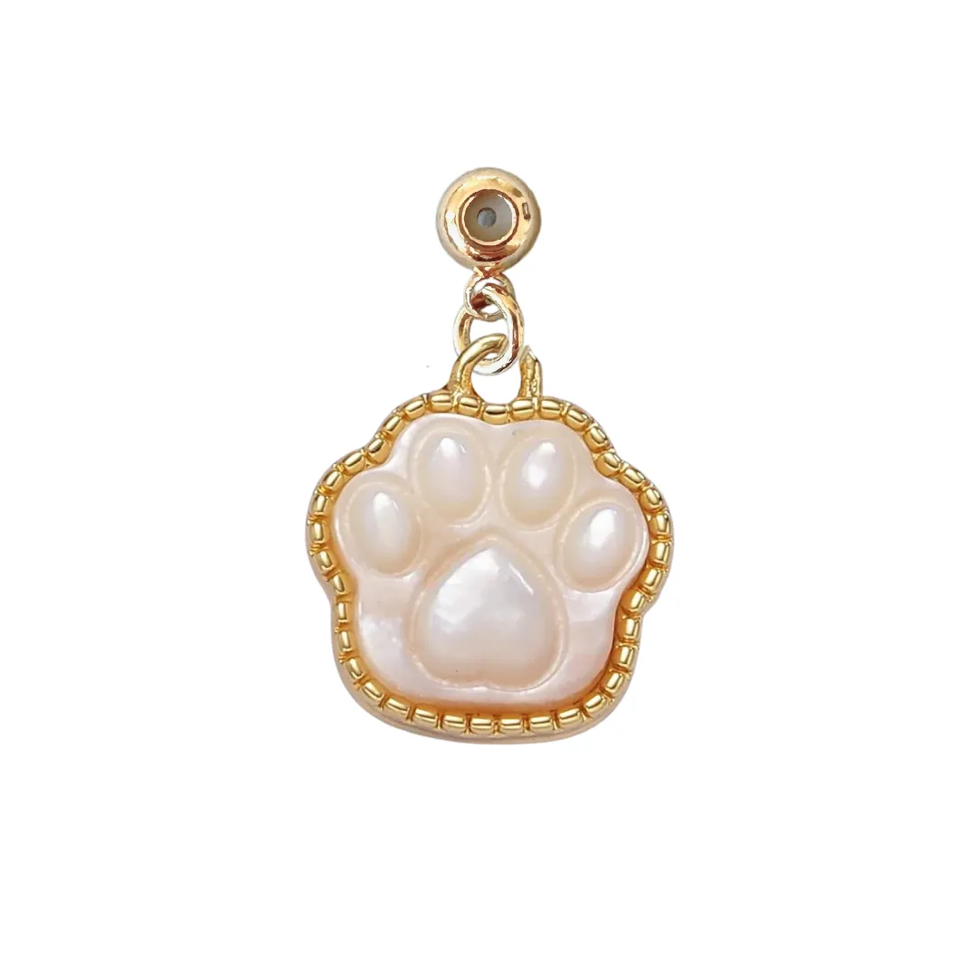 Pearl Paw Grip Charm