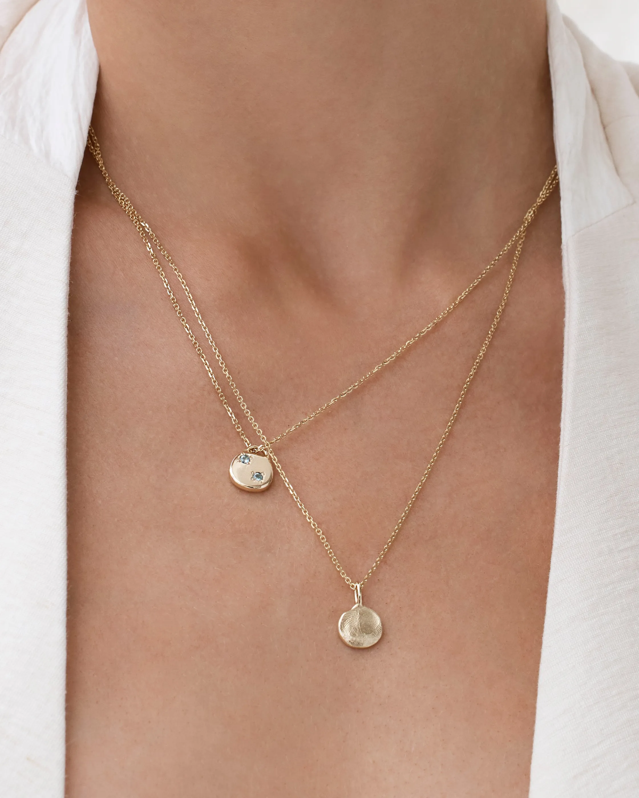 Round Stone Pendant | Yellow Gold