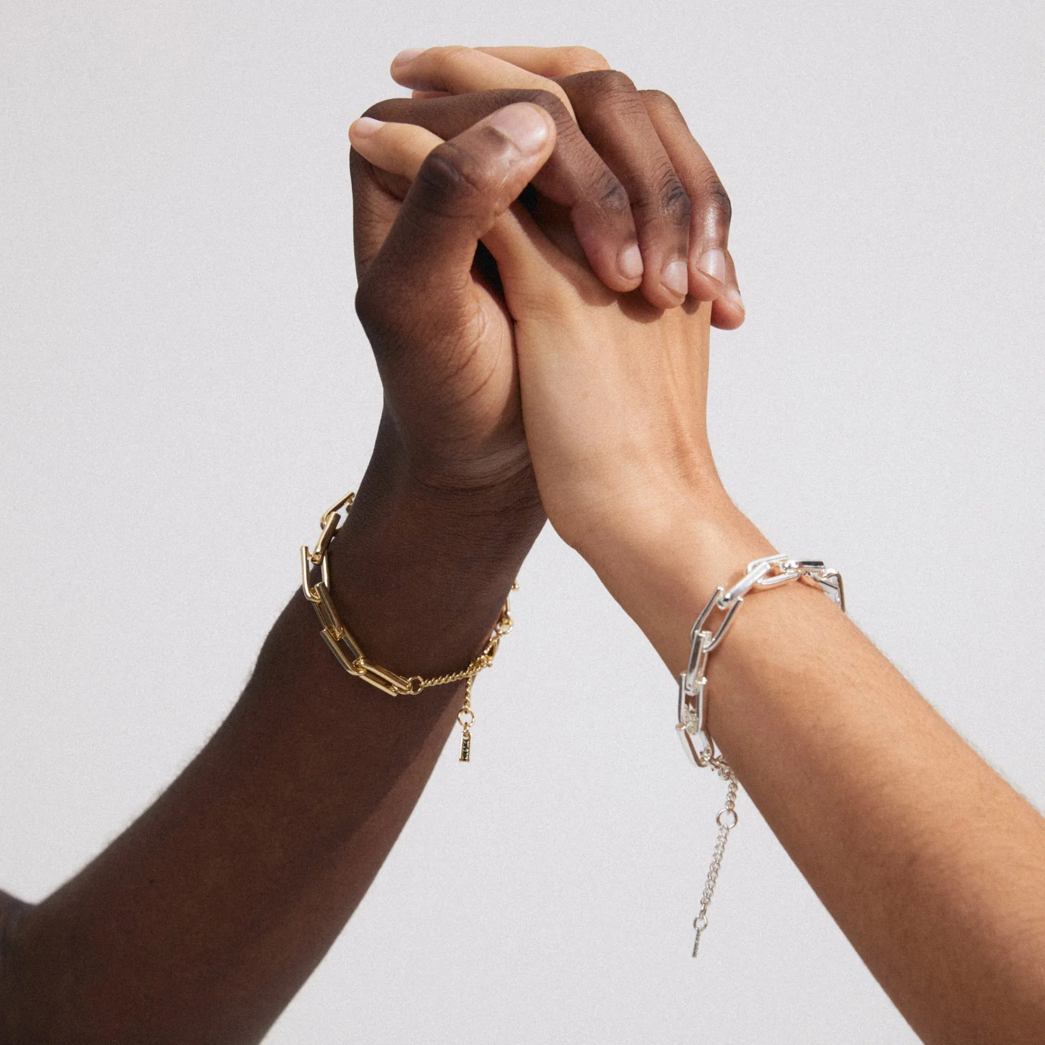 STAY SILVER U CHAIN BRACELET