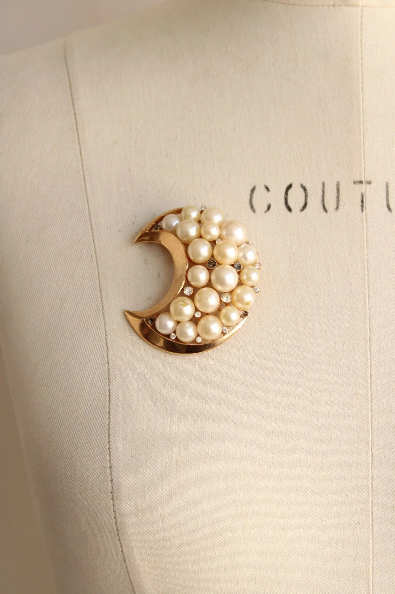 Vintage 1950s 1960s Trifari Crown Crescent Moon Brooch